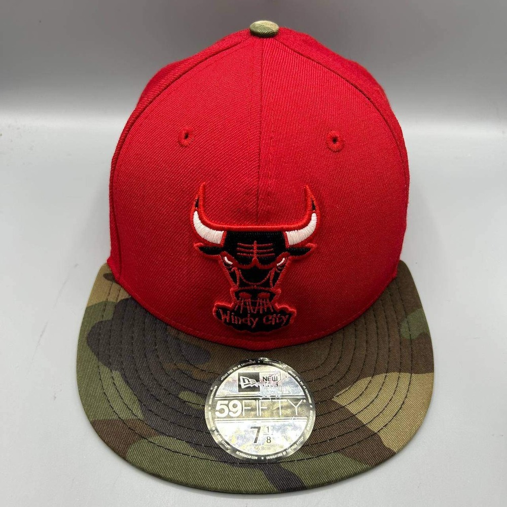 Chicago Bulls Windy City Hat Men 7 1/8 Red Camo 59Fifty New Era Fitted Cap